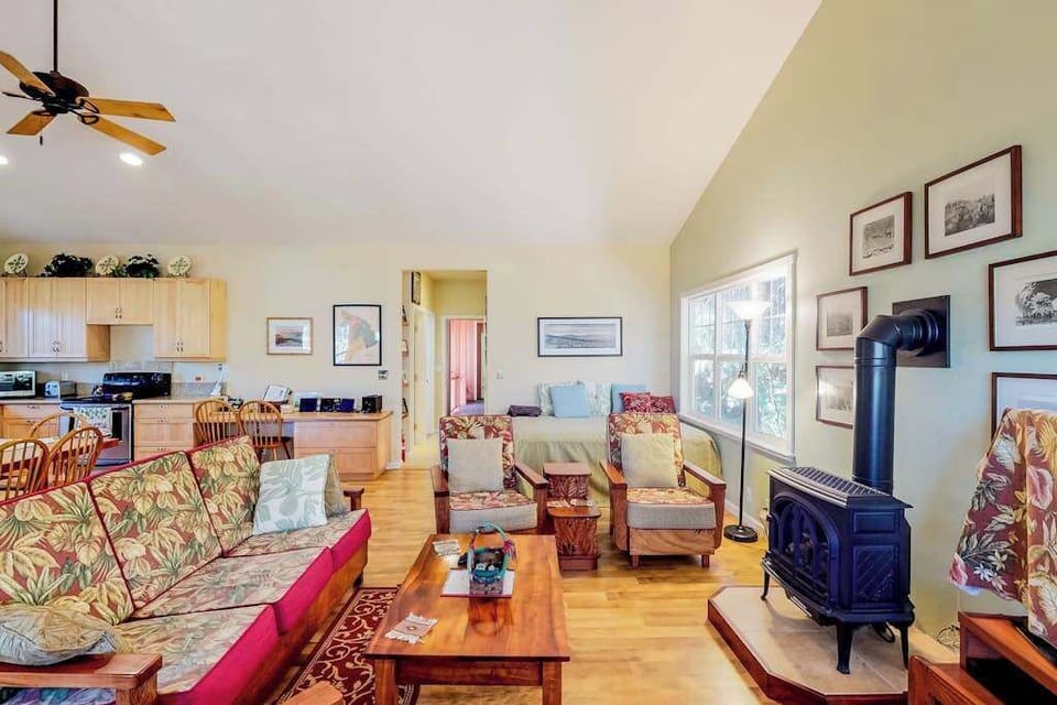 Spacious Great Room For Gathering Together