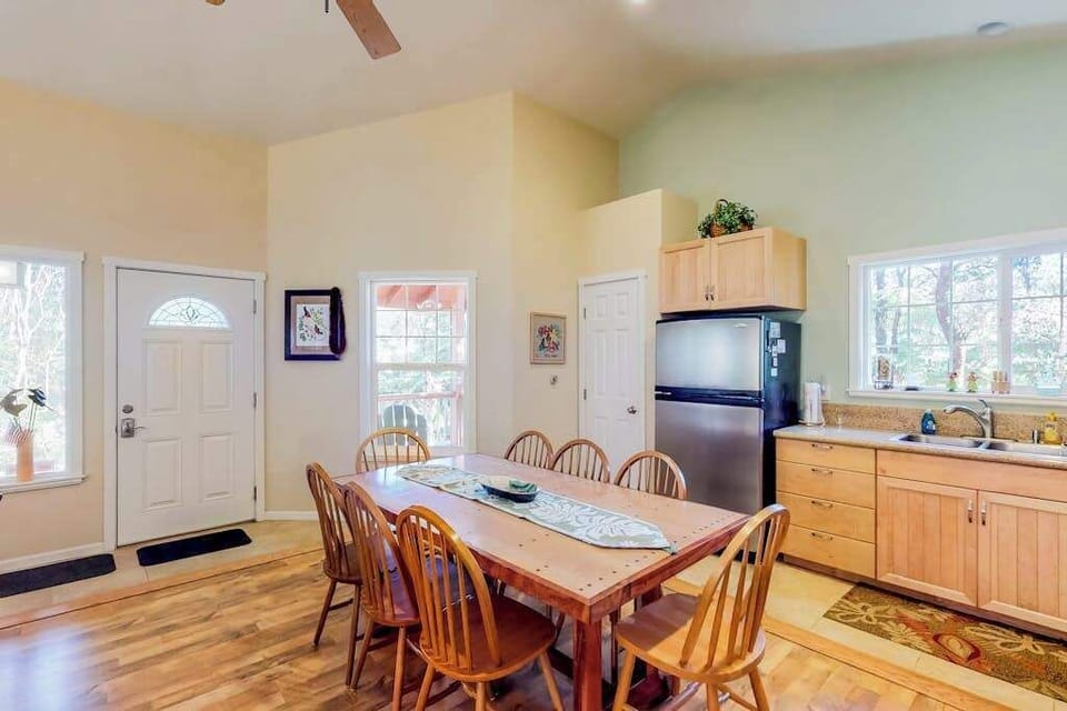 Sunny Dining Area For Family Meals