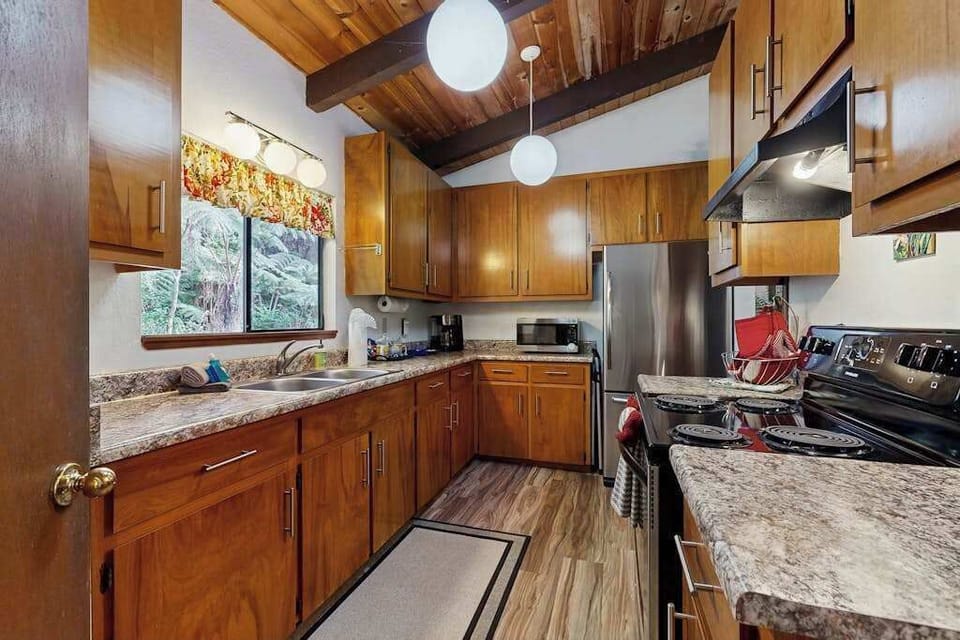 Well Equipped Kitchen With Granite Counters