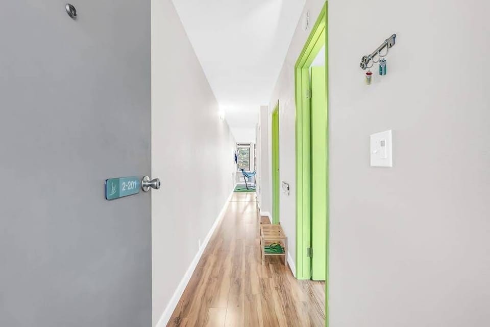 Bright & Welcoming Entrance Hallway