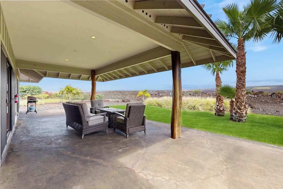 Covered Patio Lounge with Fire Pit Table & Panoramic Views
