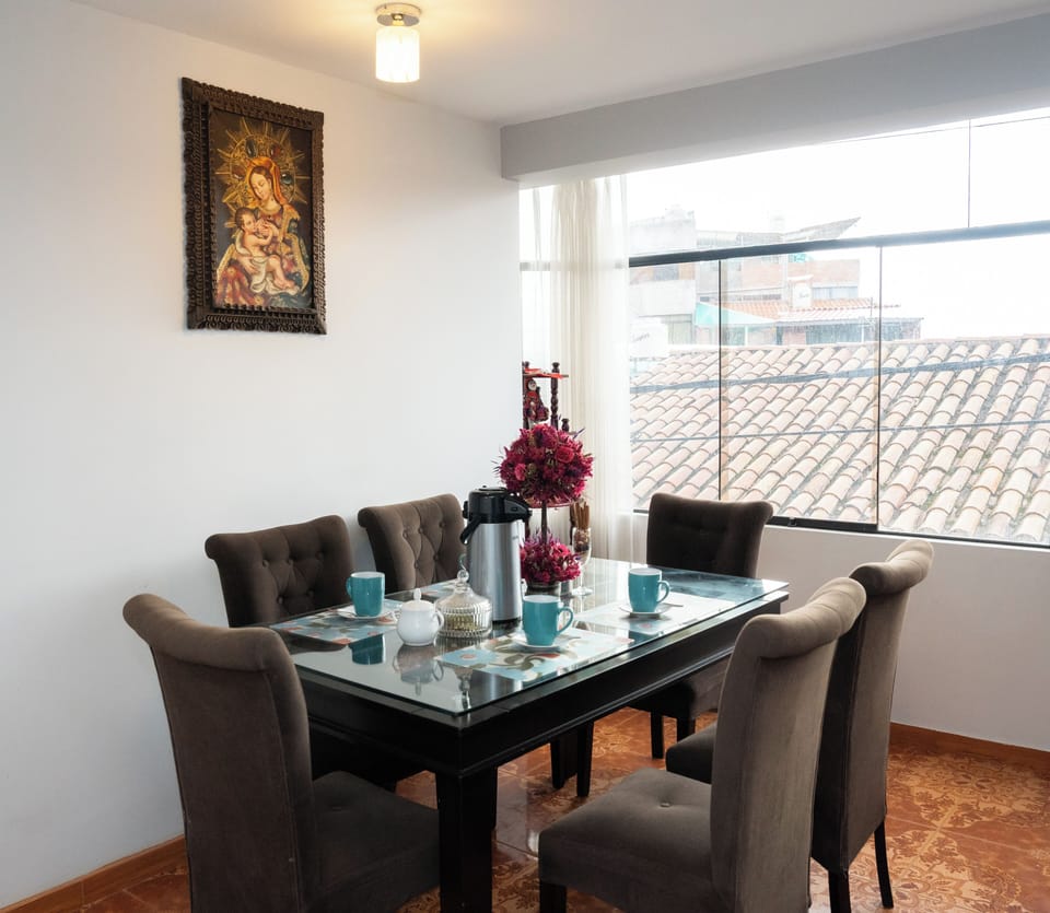 Family Apartment, Mountain View | Dining