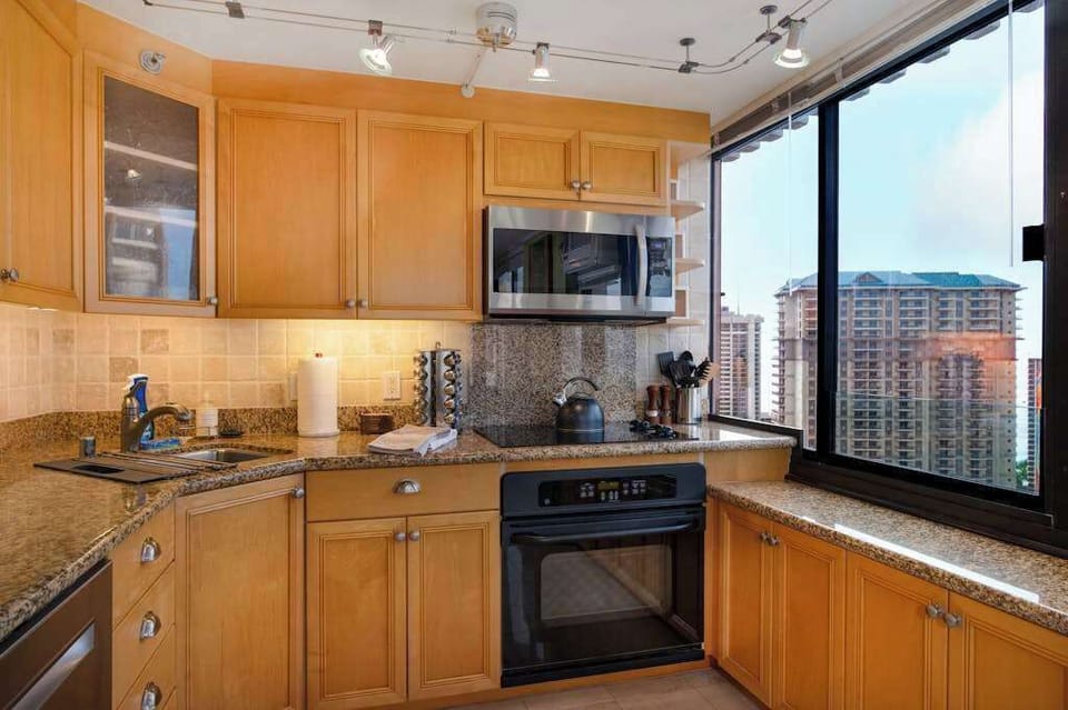 Sunlit kitchen for brighter mornings