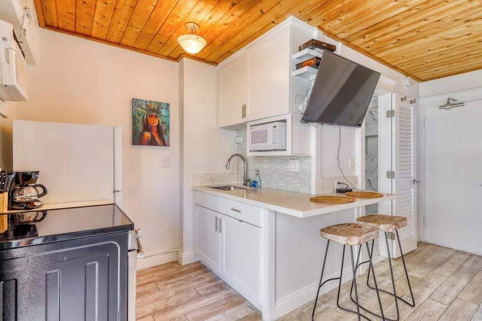 Keep mealtimes convenient with a comfortable kitchen area for everyday use.
