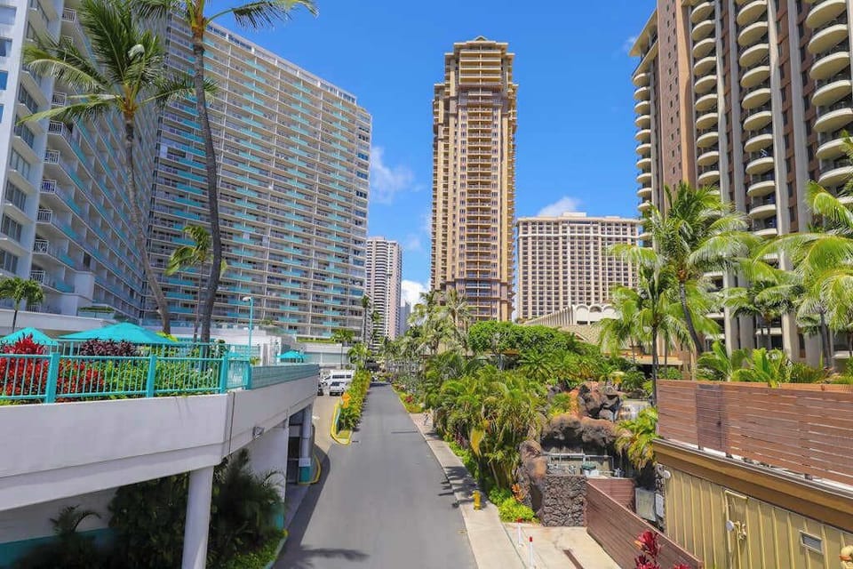 Experience the local charm of this inviting neighborhood.