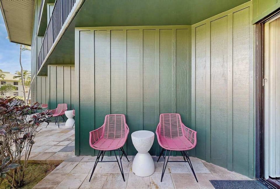 Lanai with outdoor seating for enjoying fresh air