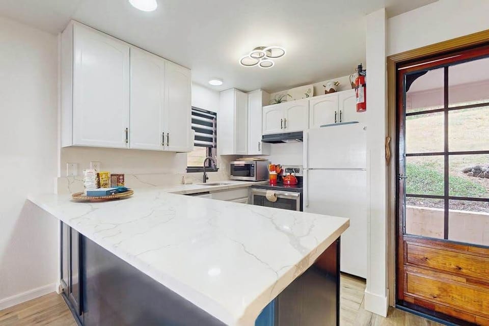 Bright Chef's Kitchen Retreat