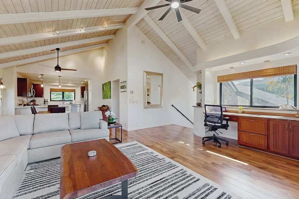 Open Concept Great Room With Island Charm