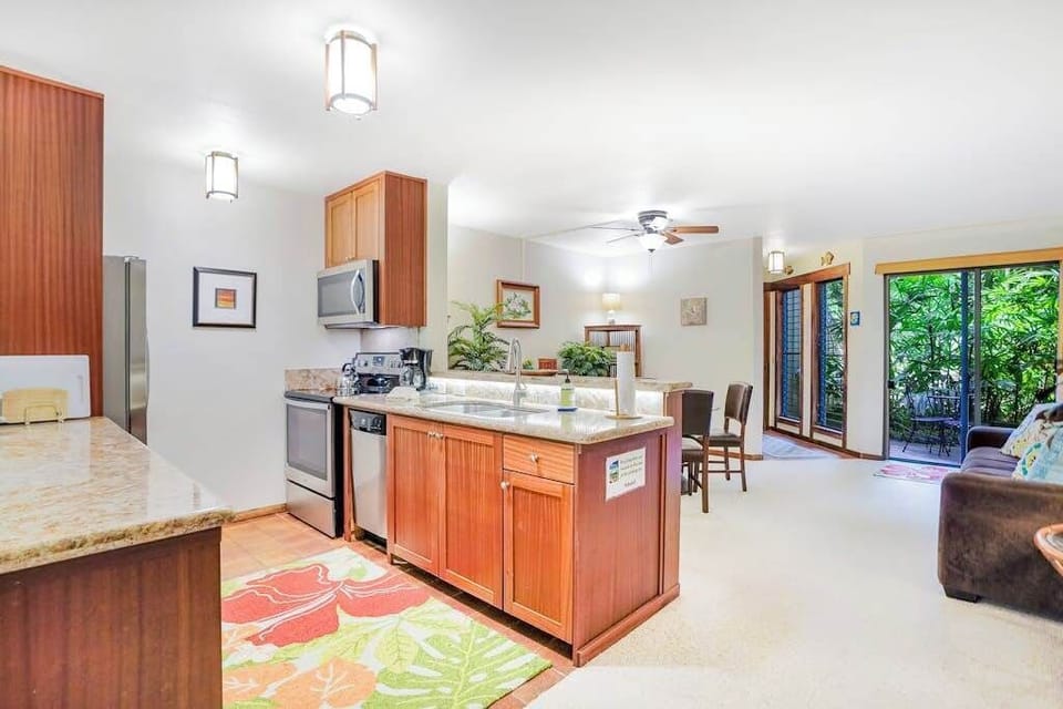 Fully Equipped Kitchen with Modern Appliances