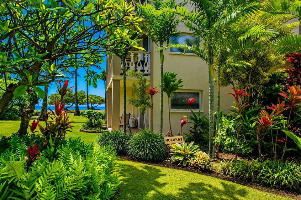 Lush Gardens and Oceanview Just Around the Corner