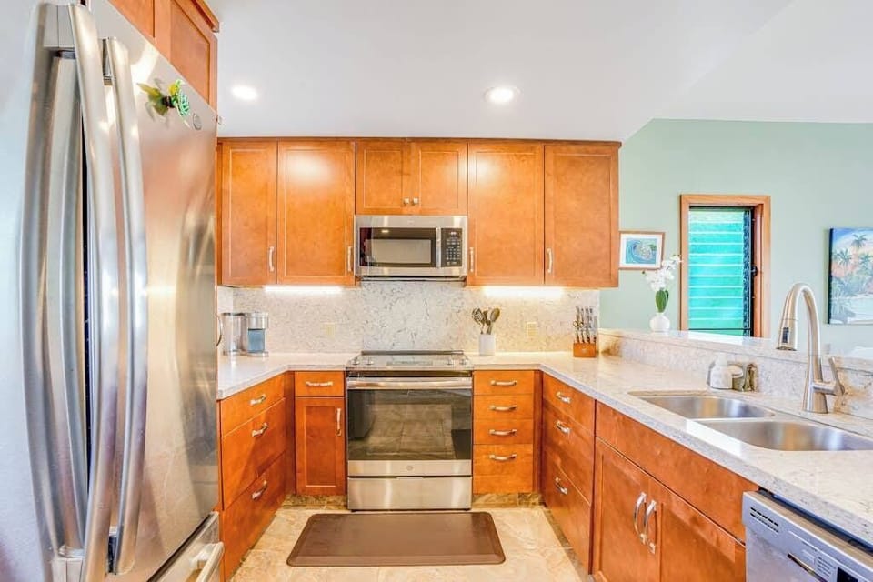 Fully equipped kitchen for family cooking together
