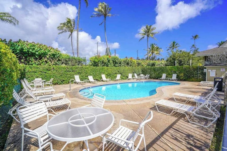 Plantation Hale Community Pool
