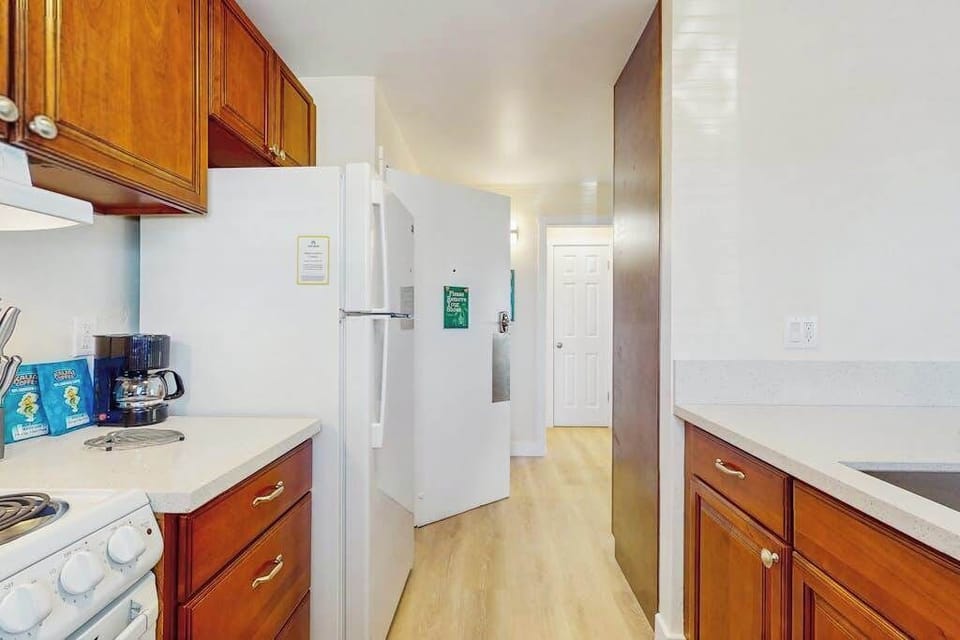 Modern Kitchen With Ample Space