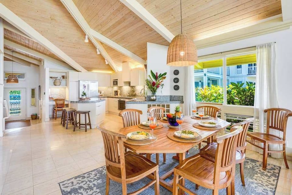Share breakfast before exploring the beautiful island together