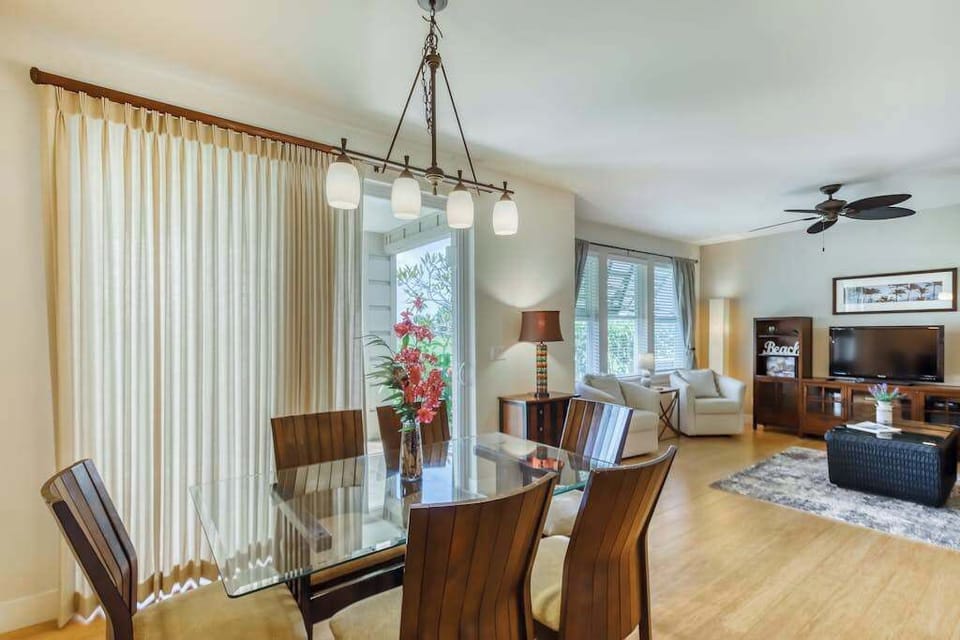 Open Concept Dining And Living Area
