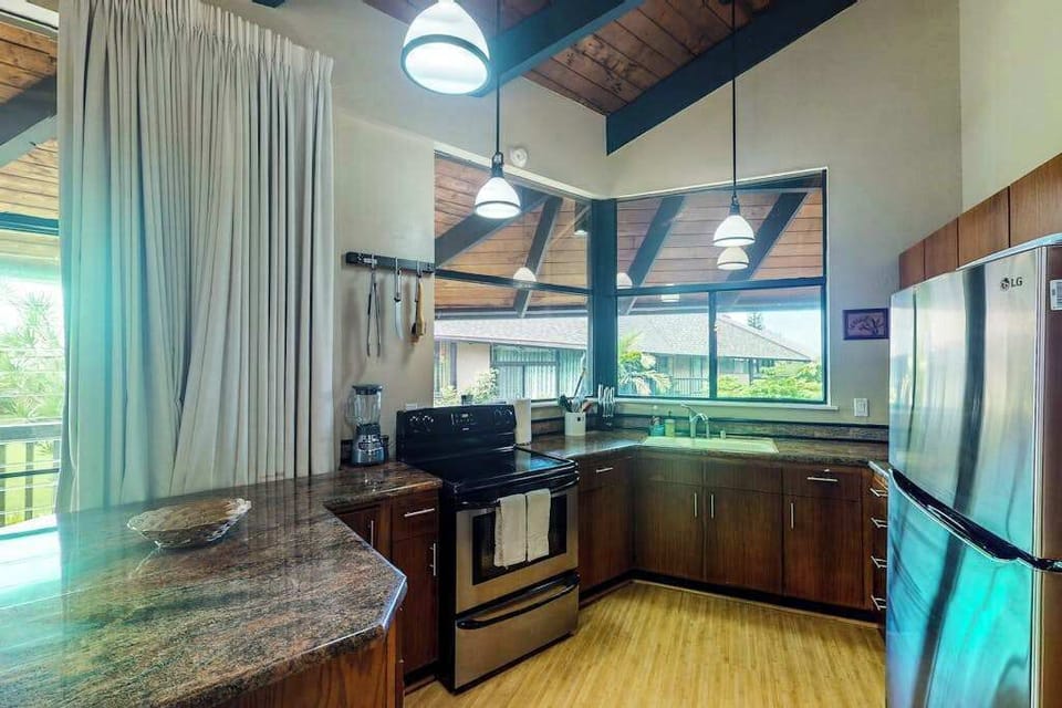 Chef-ready kitchen with everything you need to cook island-style meals