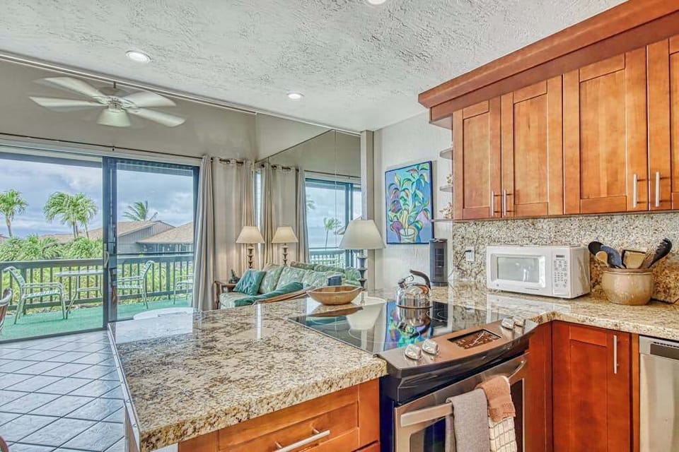 Fully equipped kitchen with everything you need
