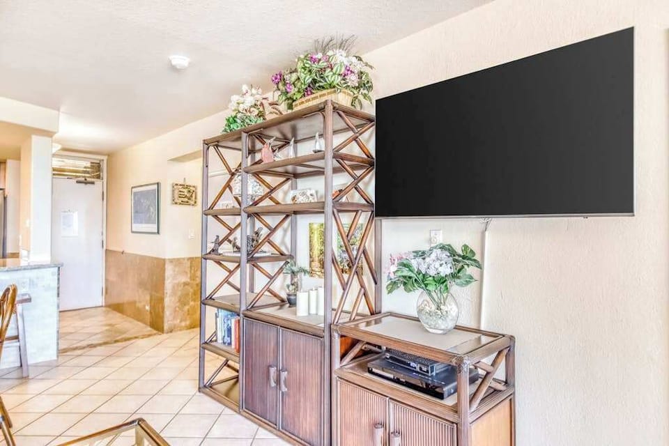 Entertainment Ready Great Room Retreat