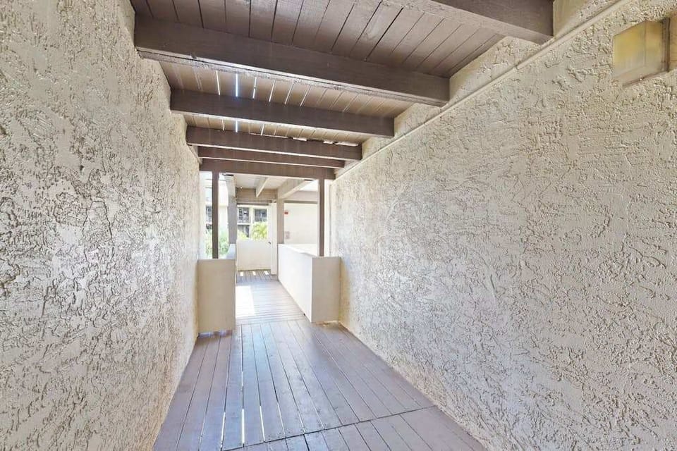 Easy Access To Your Island Retreat