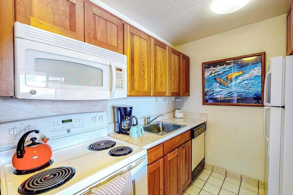 Cook Comfortably Throughout Your Stay