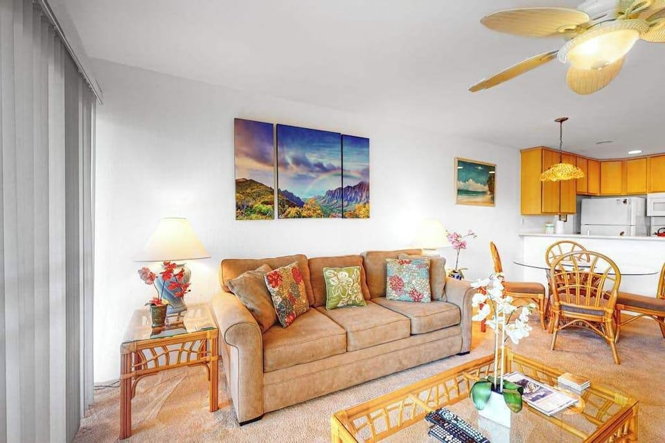 Cozy Living Space To Unwind
