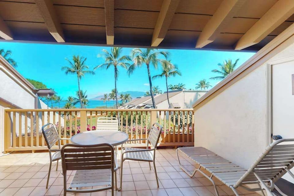 Lanai with dining area and ocean breeze