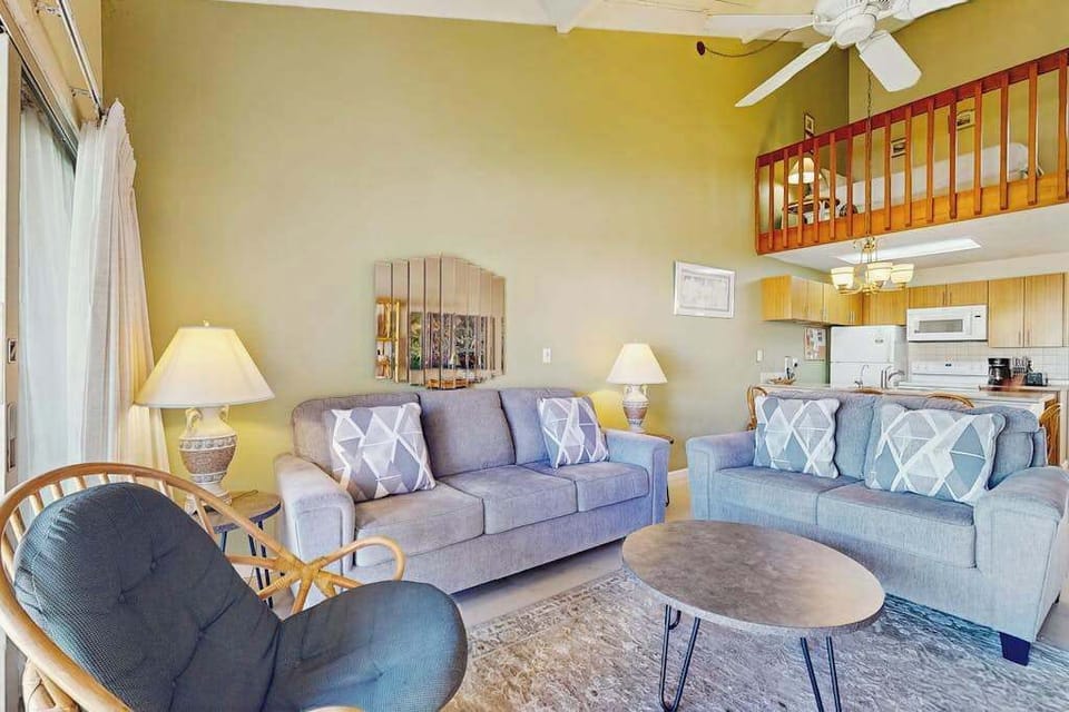 Bright Loft Living With Resort Charm