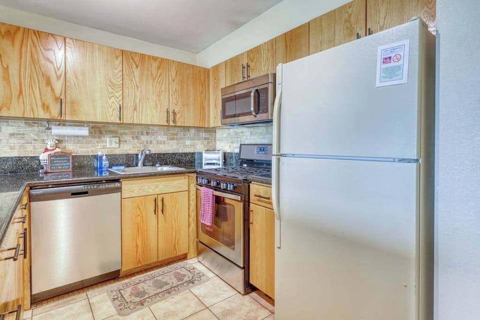 Fully Equipped Island Kitchen