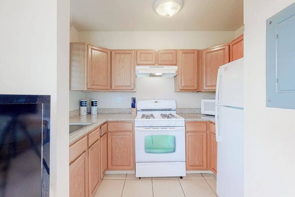 Well-Equipped Kitchenette For Easy Meals