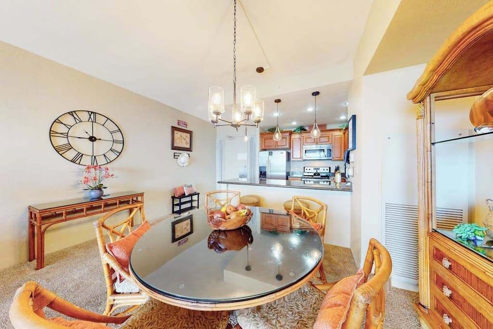 Charming dining nook with a view into the kitchen.