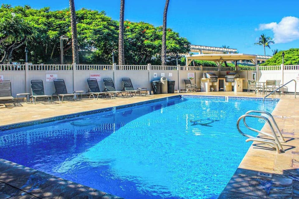 Cool off in the spacious resort pool and enjoy a relaxing day under the Hawaiian sun