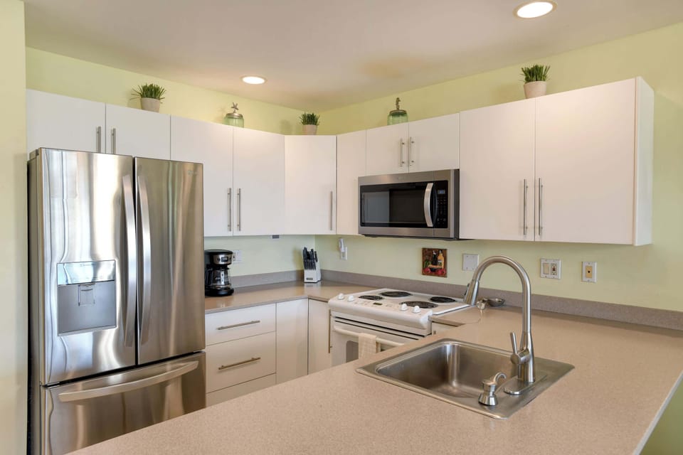 Spacious Kitchen for Family Favorites