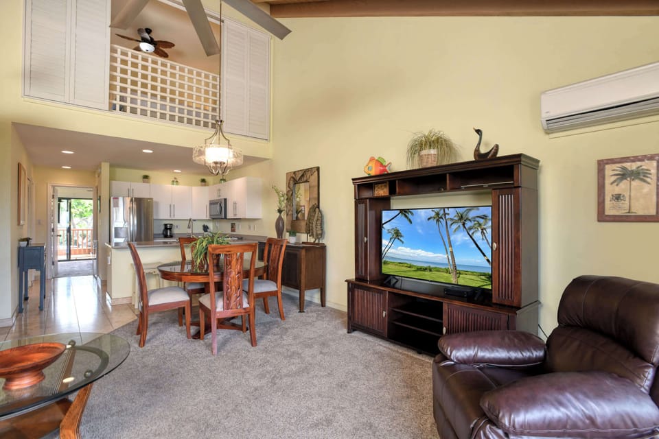 Bright windows bring tropical scenery into every moment