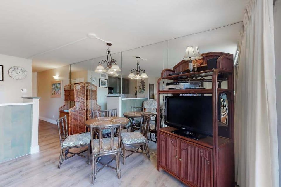 Elegant Dining Space For Gatherings