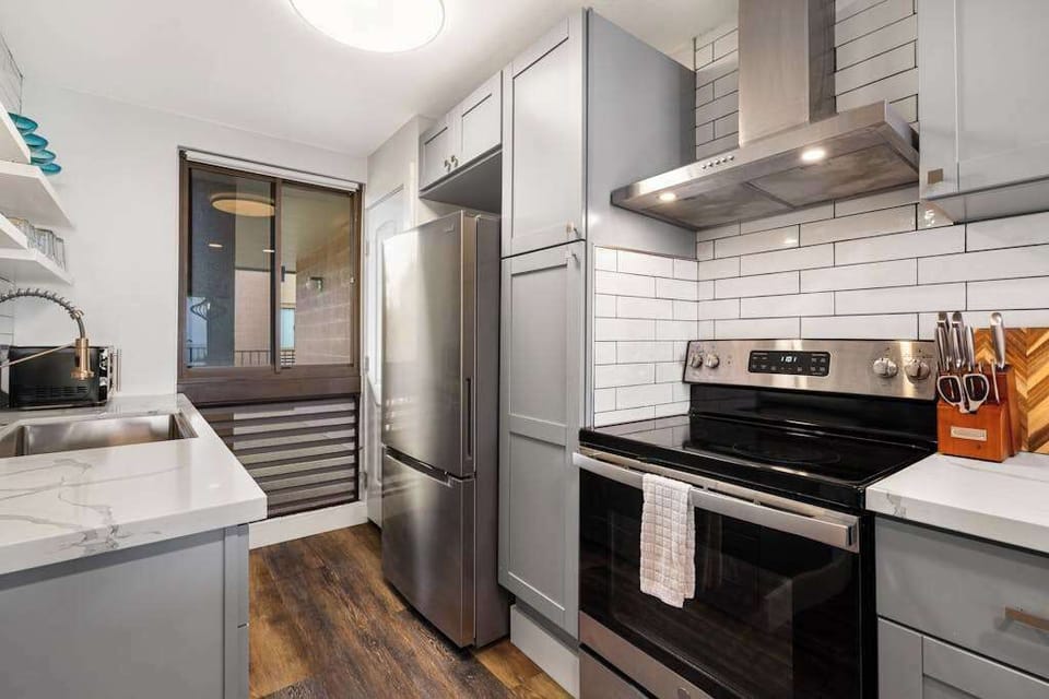 Fully Equipped Chef Inspired Kitchen