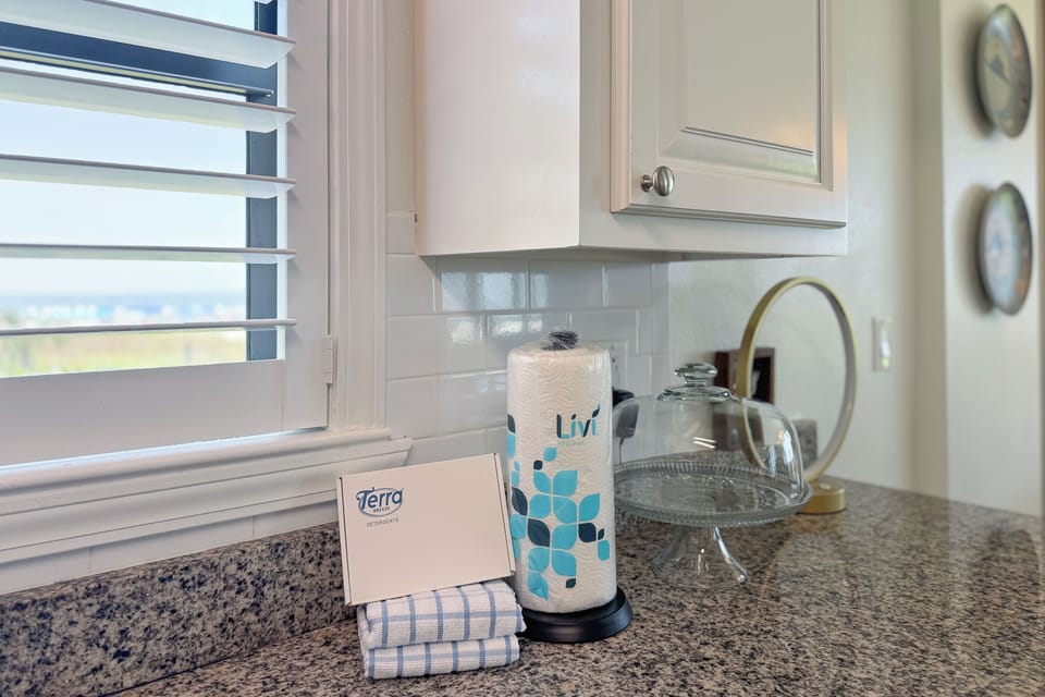Kitchen amenities