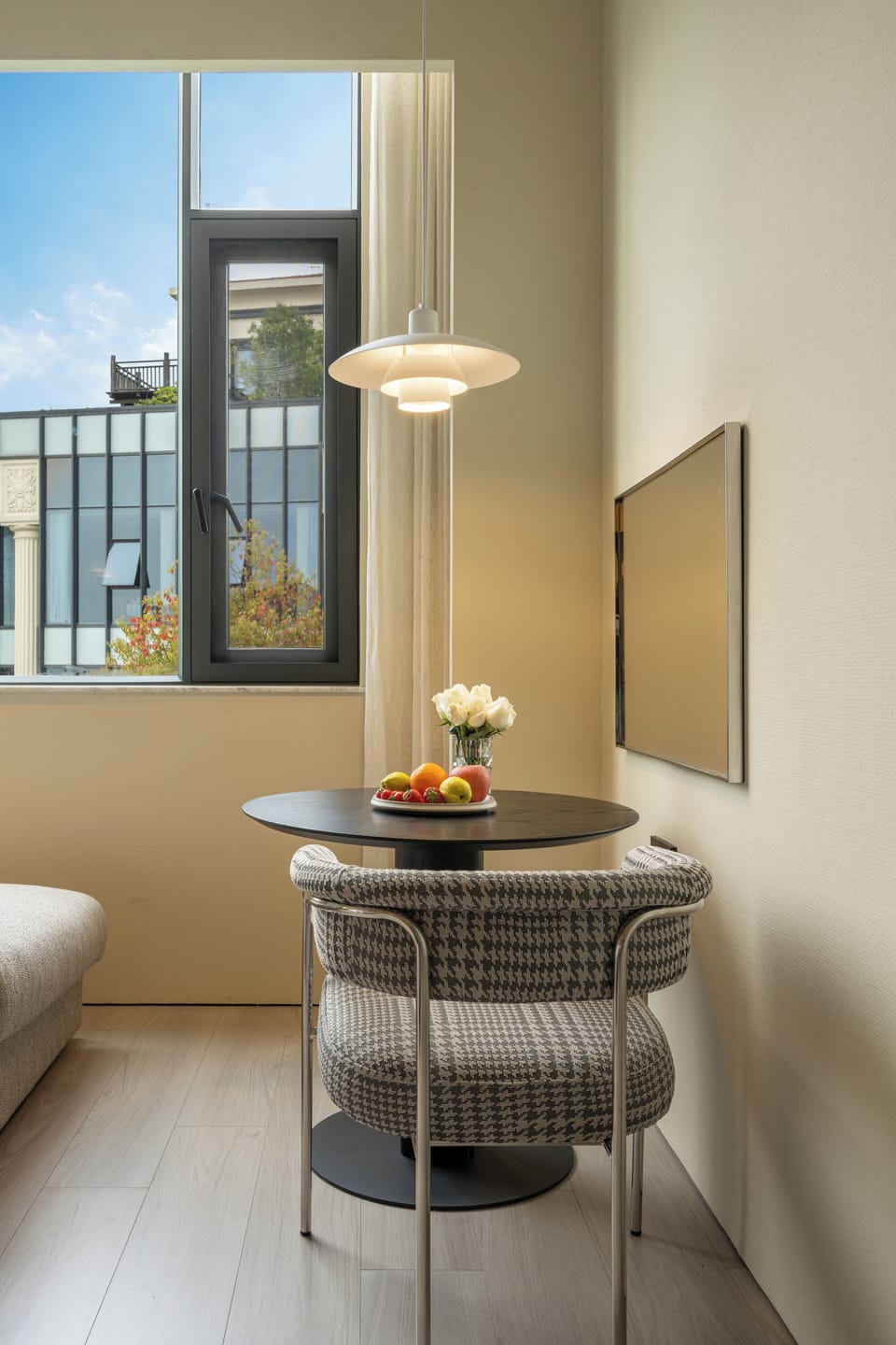 Deluxe Double Room, Lake View | Interior