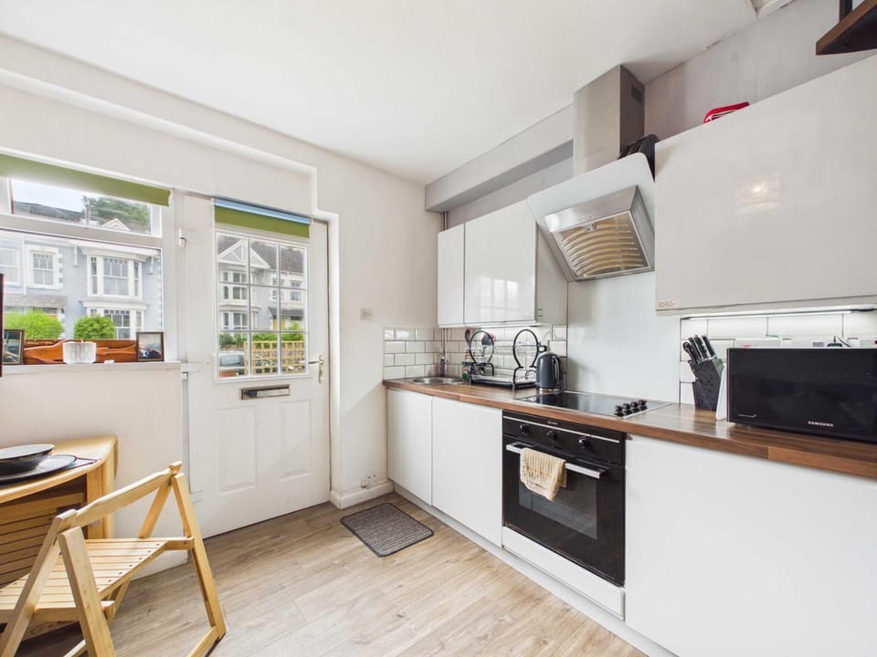 The Mews - 1 Bed Holiday Home - Langland (10606)