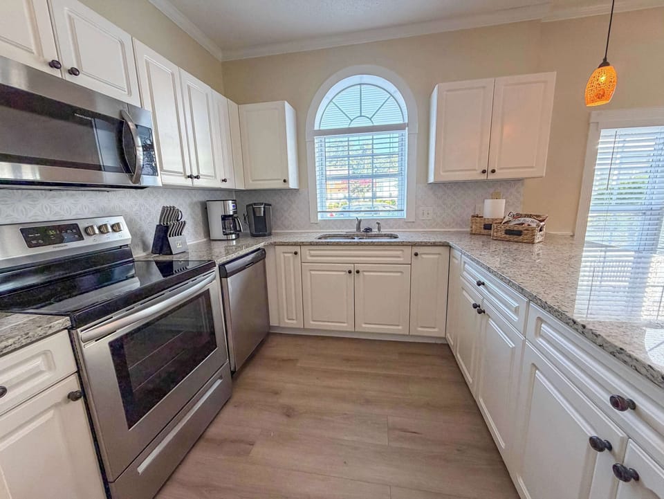 Fully Equipped Kitchen for Your Stay

