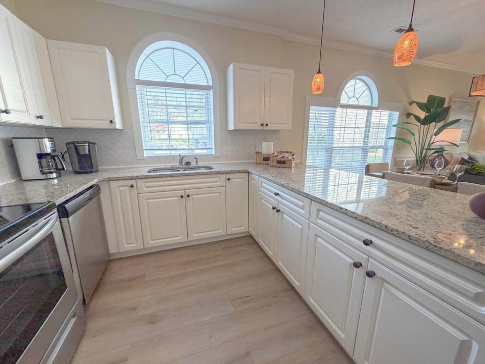 Fully Equipped Kitchen for Your Stay
