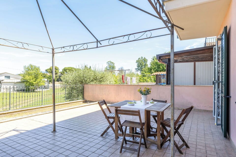 Balcony / Terrace / Patio