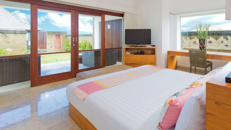 Villa, 6 Bedrooms, Beach View | In-room safe, iron/ironing board (on request), WiFi (free), bed sheets