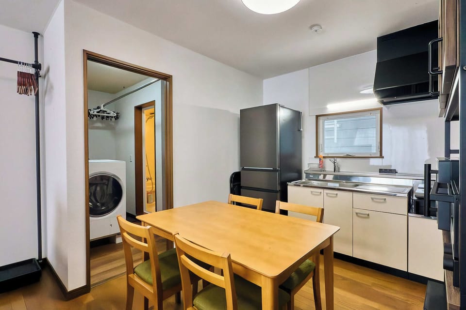 Basic House, City View | Private kitchen