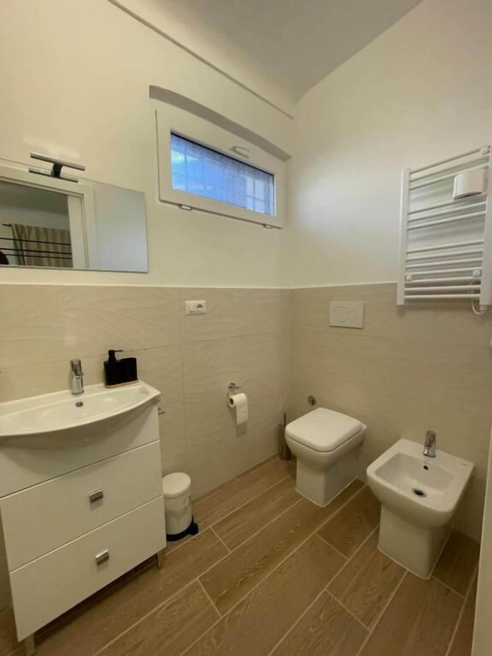 Double Room, City View | Bathroom