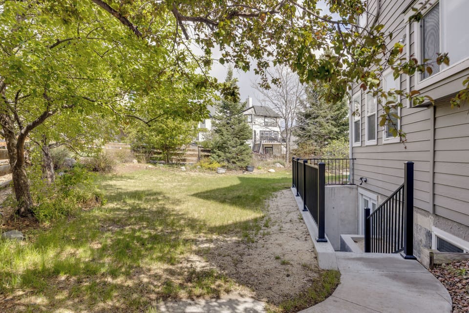 Exterior | Unit Access