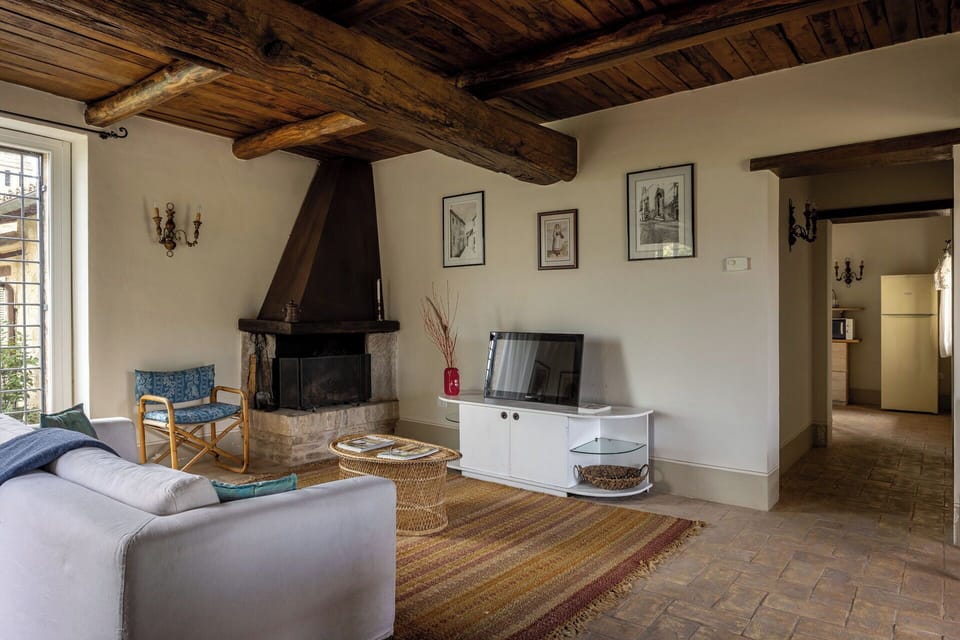 Autumn, Living Room, Spring, Summer