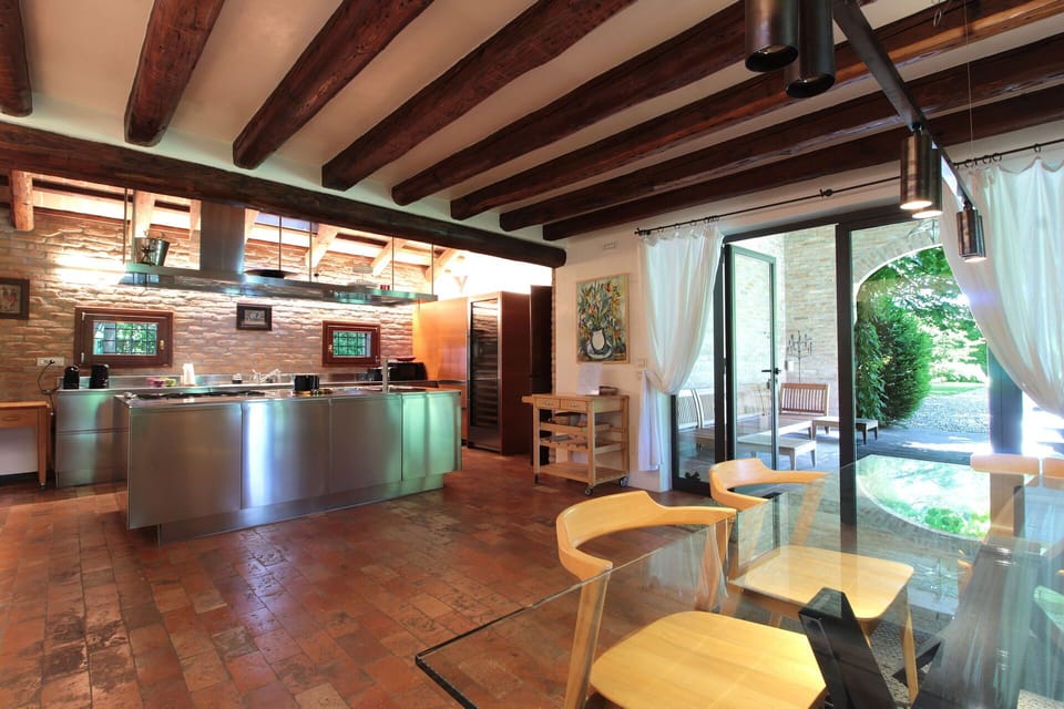 Autumn, Dining Room, Kitchen, Spring, Summer, Winter
