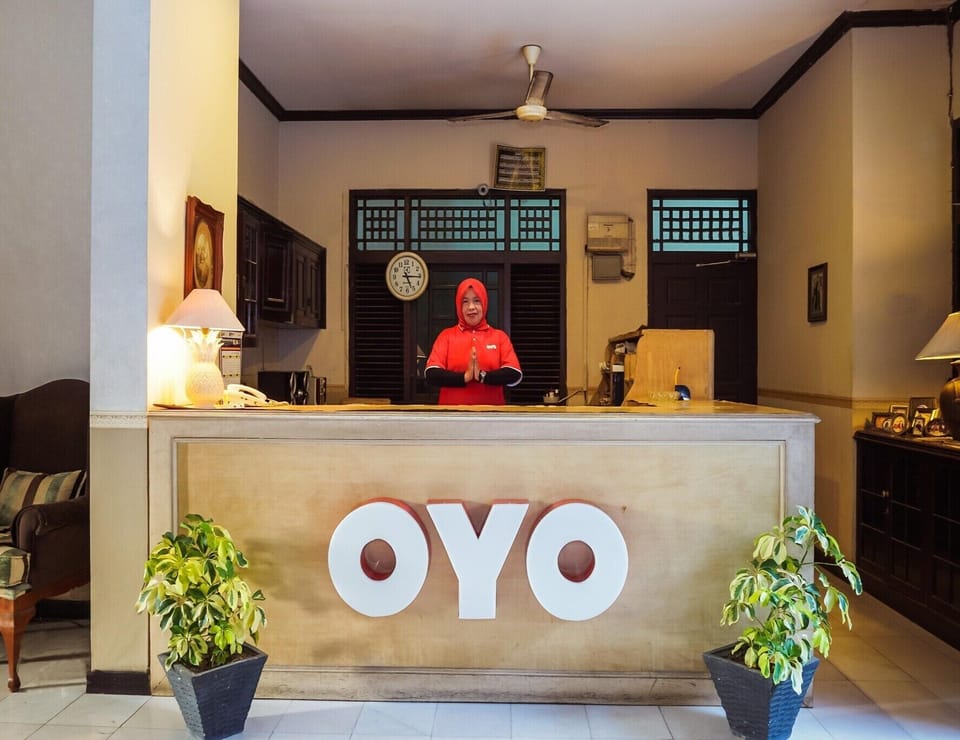 Entrance / Reception