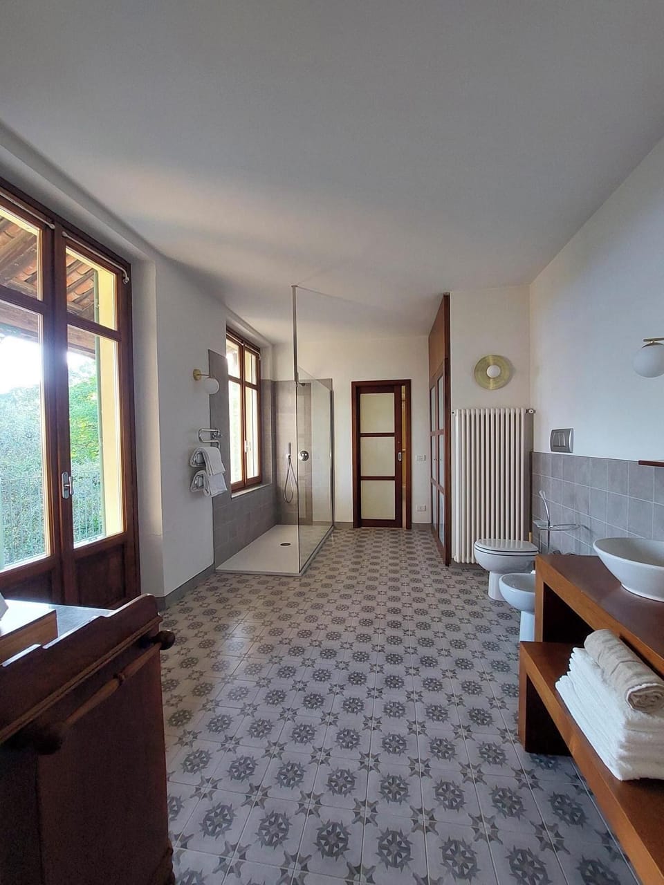 House, Vineyard View | Bathroom