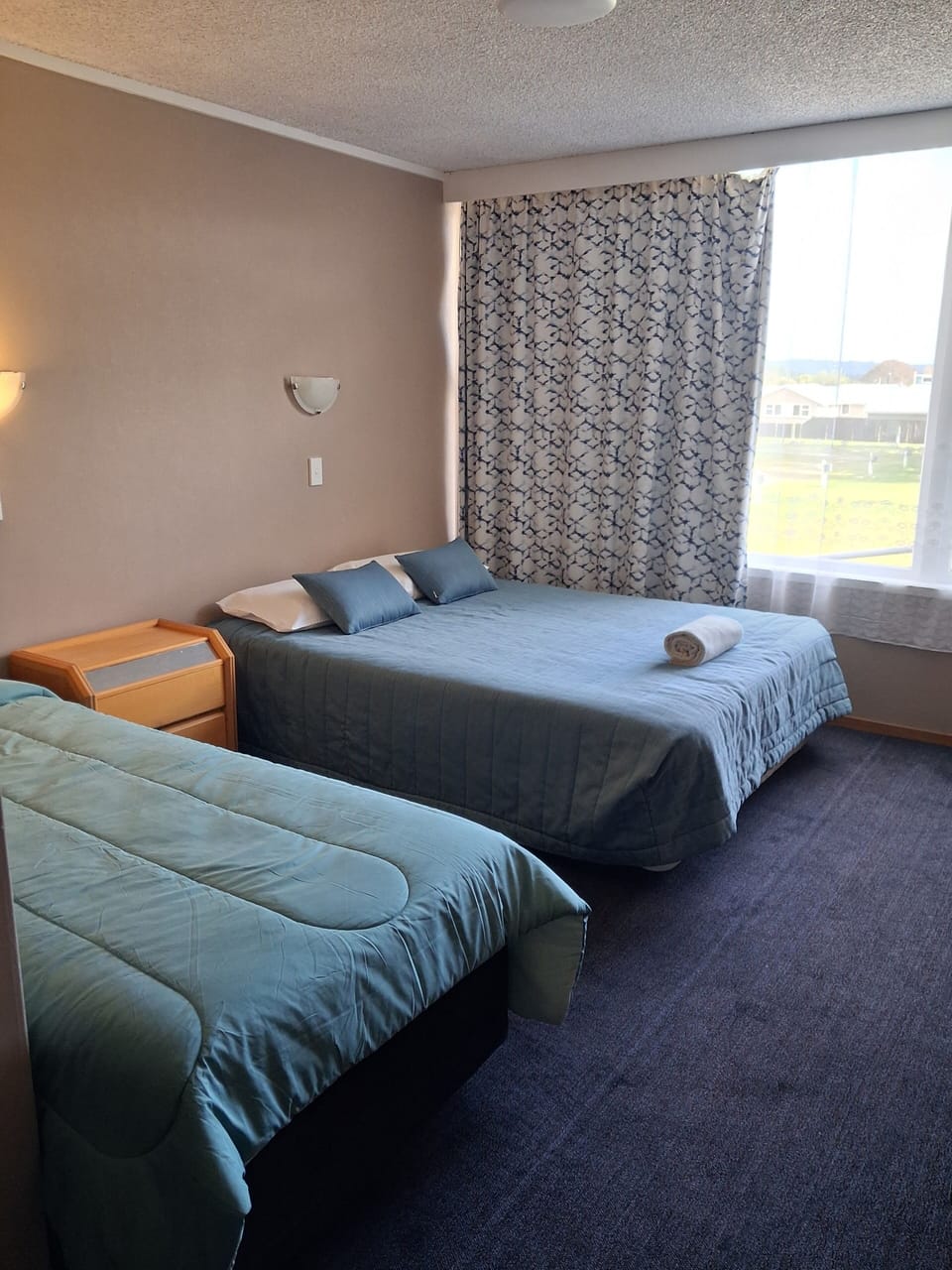 Standard Double or Twin Room, Park View | Desk, laptop workspace, WiFi (free), bed sheets